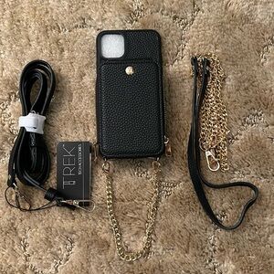 Cellphone crossbody